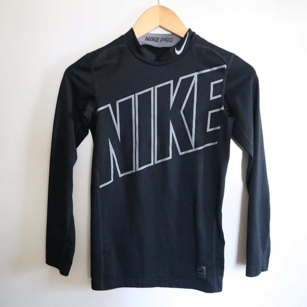 Nike Youth Large Warm Feel Long Sleeve